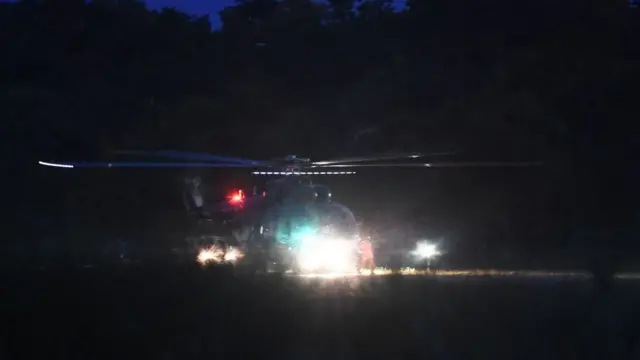 மீட்கப்பட்ட சில சிறுவர்கள் ஹெலிகாப்டரில் கொண்டு செல்லப்பட்டதாக கூறப்படுகிறது