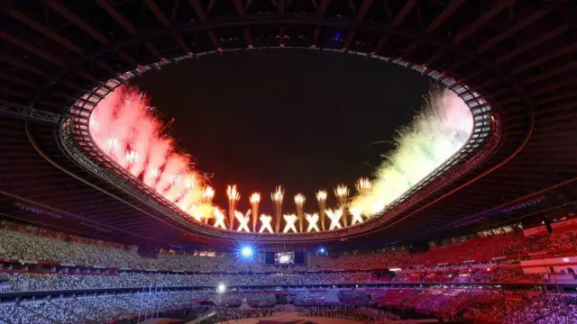 Fireworks show wey dey colourful spread all over di stadium for di announcement of Paris wey go host di next Olympic Games