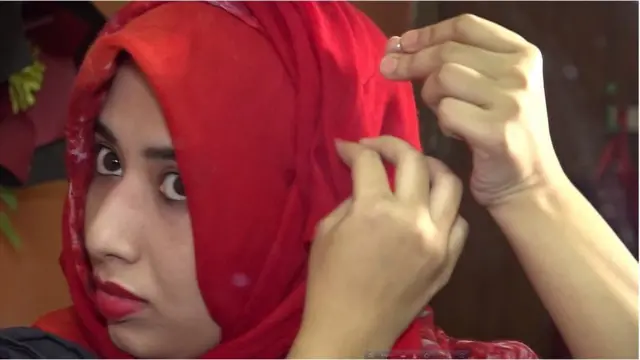 ধীরে ধীরে ফ্যাশানের অংশ হয়ে পড়েছে হিজাব