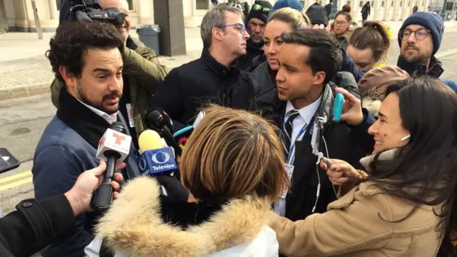 Alejandro Edda afuera del tribunal