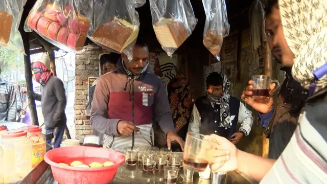 রাজশাহীতে ভোটের মাঠে হাড্ডাহাড্ডি লড়াই হবে বলছেন ভোটাররা।