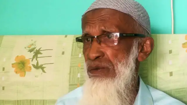 'வார உரைகல்' பத்திரிகையை நிறுவிய காத்தான்குடியைச் சேர்ந்த மூத்த ஊடகவியலாளர் புவி ரஹ்மதுல்லாதான்.