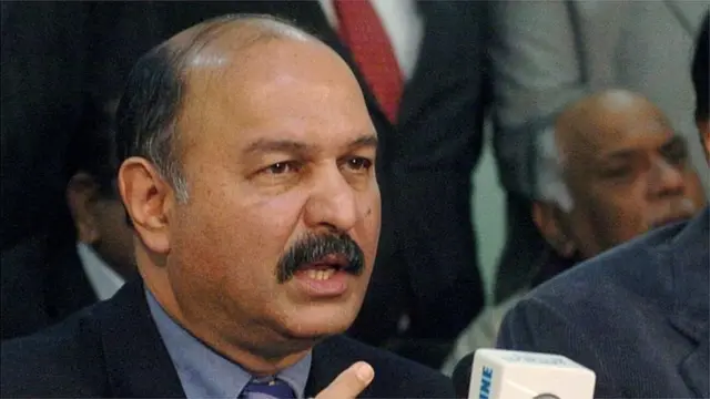 مشاہد حسین سید