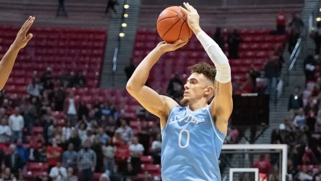 ایزیا پینیرو بازیکن ۲۴ ساله و دو متری پورتوریکو