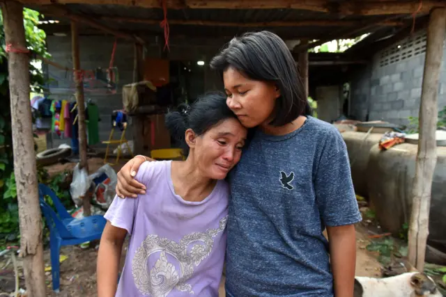 สมสวย ม่วงกลาง