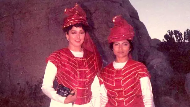 రేష్మా పఠాన్, హేమ మాలిని