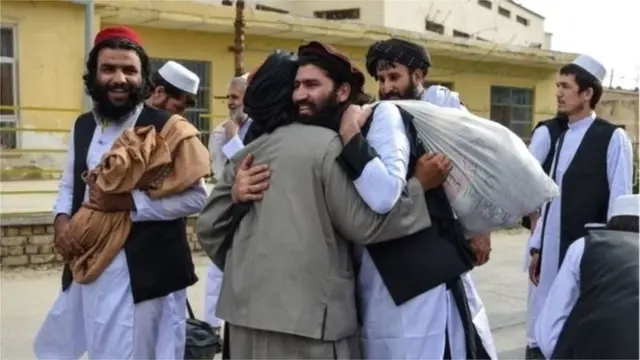 తాలిబాన్‌ల అజెండా అఫ్గానిస్తాన్‌కే పరిమితం కాగా, ఐఎస్‌ది అంతర్జాతీయ అజెండా