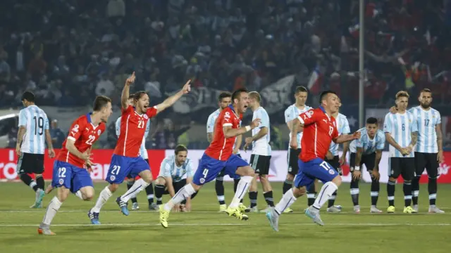 Chile celebra su triunfo frente Argentina en la Copa América de 2015.