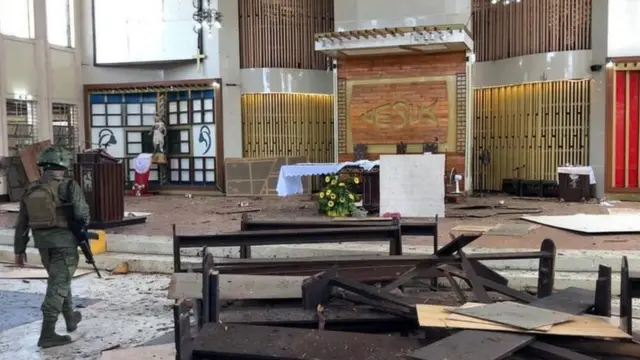 Serangan di gereja di Jolo pada 2019.