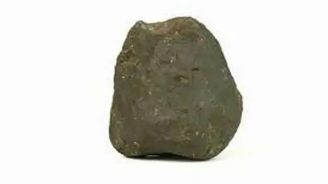 ادھی کوٹ میٹیورائٹ یکم مئی 1919 کو صوبۂ پنجاب کے علاقے نور پور سے 24 کلومیٹر کے فاصلے پر گرا تھا