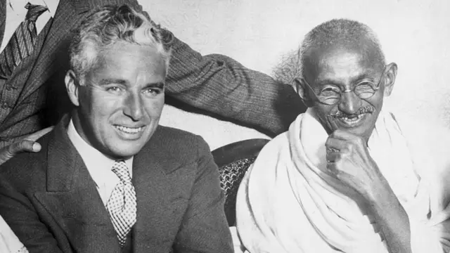 બાપુ બોલે તો...ગાંધીજી યંત્રો