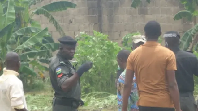 Awon olopaa lori ilẹ