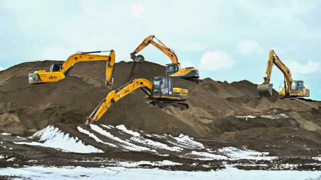 லித்தியம் சுரங்கம்