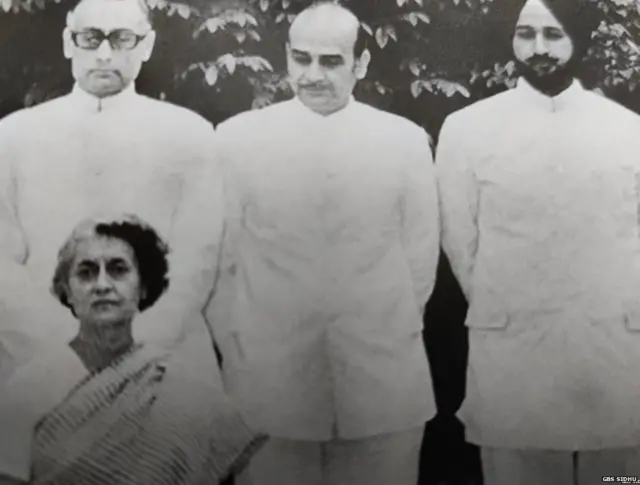 ਇੰਦਰਾ ਗਾਂਧੀ ਰਾਅ ਦੇ ਮੁਖੀ ਰਾਮਨਾਥ ਕਾਵ, ਗੈਰੀ ਸਕਸੈਨਾ ਅਤੇ ਜੀਬੀਐੱਸ ਸਿੱਧੂ ਨਾਲ