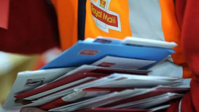 Trump na zargin aika kuri'a ta gidan waya na iya taimakawa abokin hamayyarsa Joe Biden.