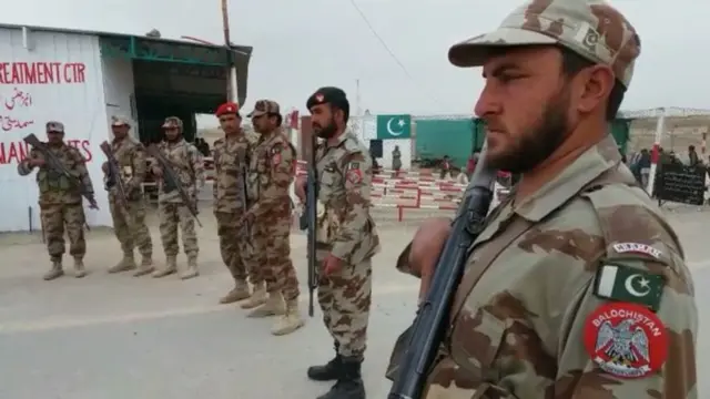 پاک افغان سرحد