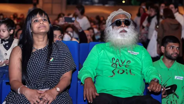 ஜக்கி வாசுதேவ்