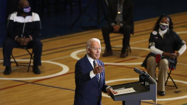 Biden faz comício com distanciamento socialsite cassinoMichigan