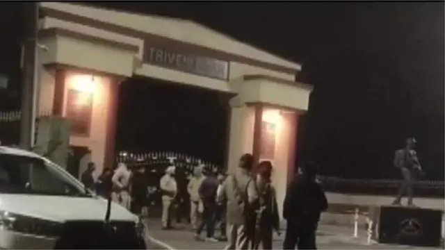 પંજાબના પઠાણકોટમાં ભારતીય સૈન્યના કૅમ્પ પાસે વિસ્ફોટ