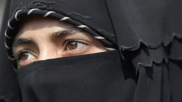 પ્રતીકાત્મસ તસવીર