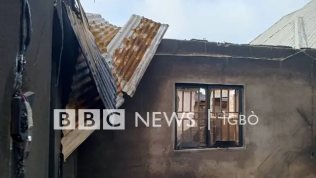 Ụlọ gbara ọkụ n'Izombe