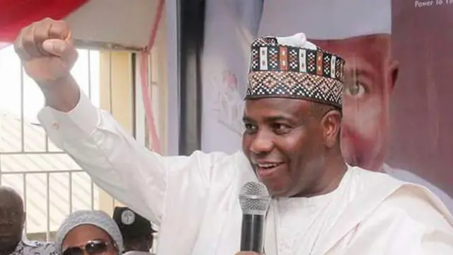 Di govnor for Sokoto State for north west Nigeria, Aminu Tambuwal comot di ruling All Progressive Congress (APC) on August 1 join di opposition Peoples' Democratic Party (PDP) dat same day.