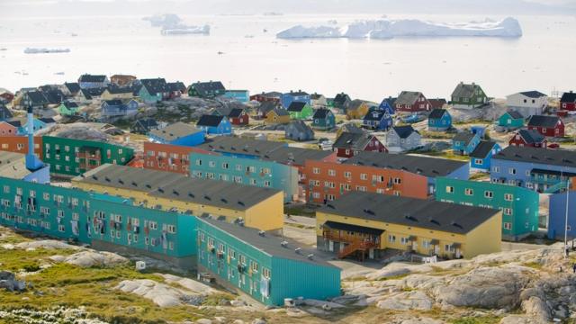 بخش کوچکی از سرزمین پهناور گرینلند توسط ساکنینش اشغال شده است
