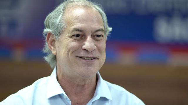 Na defesa da democracia vamos tocar fogo na rua diz Ciro Gomes