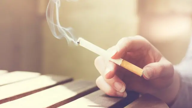 புகைபிடிக்கும் பழக்கம்