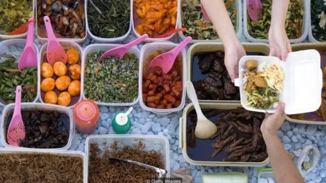 सिंगापूर, विकास, शहरं