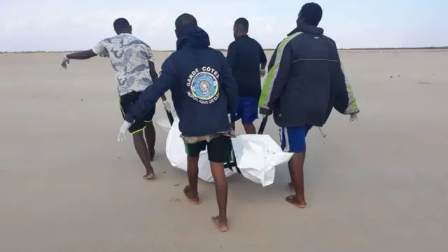 Meydadka 52 qof ayaa la helay