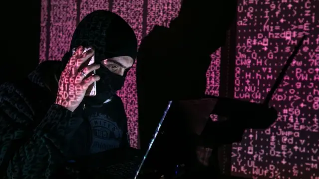 रूसी हैकर