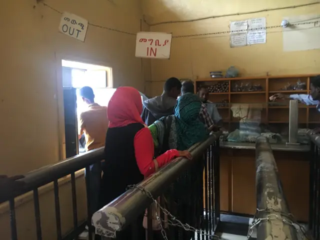 ኮኔል ያለው ታዋቂው የሐሺሜ ሙሸበክና ጣፋጭ መሸጫ መደብር