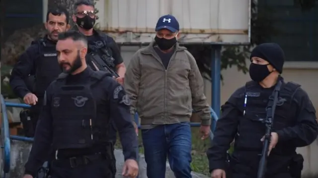 Fabrício Queiroz é preso