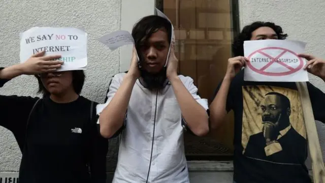 ร่าง พ.ร.บ.คอมพิวเตอร์, การกระทำความผิดทางคอมพิวเตอร์, ซิงเกิลเกตเวย์