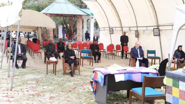 Sirna Pirezedaant Saahilawarq irratti argaman