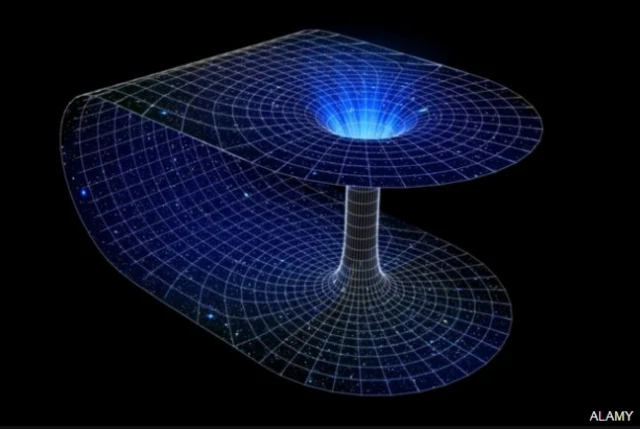 ภาพจากฝีมือศิลปินจำลองให้เห็น "รูหนอน" ซึ่งเกิดจากการบิดเบี้ยวและพับตัวของปริภูมิ-เวลา