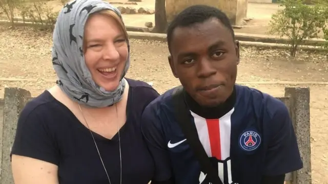 Janine na Isa Sulaiman walifahamiana kwa njia ya mtandao na kuamua kuoana