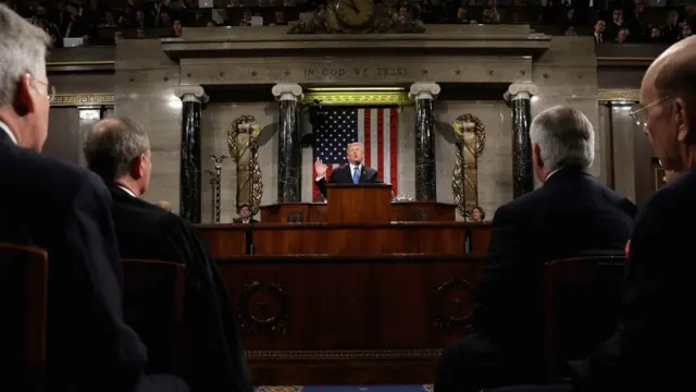 Donald Trump fazendo discurso