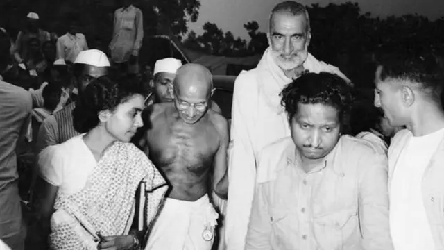 ਮਹਾਤਮਾਂ ਗਾਂਧੀ ਤੇ ਖਾਨ ਅਬੁਦੁਲ ਗਫ਼ੂਰ ਖਾਨ