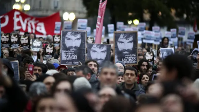 Protesta por la desaparición de Santiago Maldonado