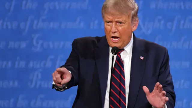 ترامب قاطع حديث بايدن 73 مرة بحسب إحصاء قناة سي بي إس نيوز