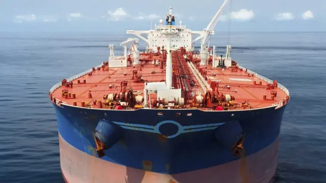 مضيق هرمز منطقة حيوية لناقلات النفط