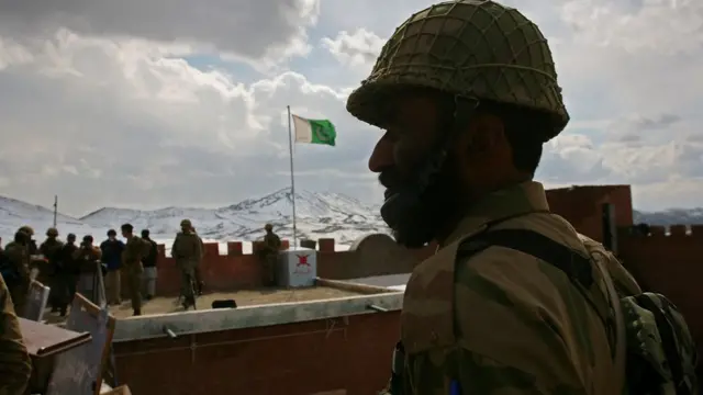 ر