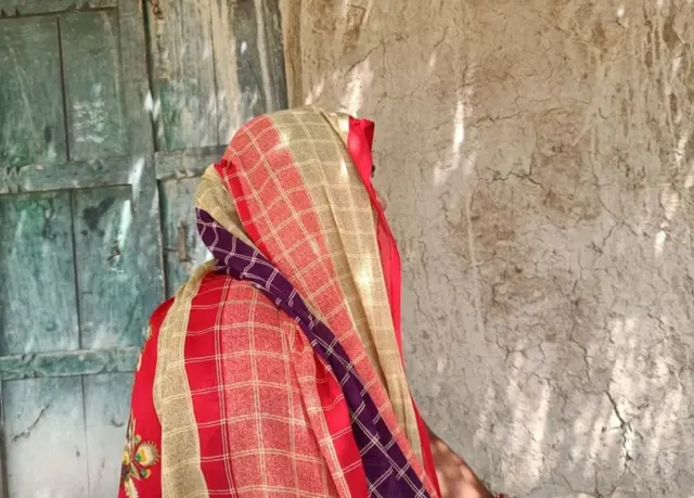 નેહાનાં માતાના અનુસાર પોલીસના મોટા ઑફિસર (SP)ના આદેશથી બે દિવસ બાદ રિપોર્ટ લખાયો