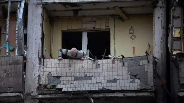 Consecuencias del bombardeo en Kiev