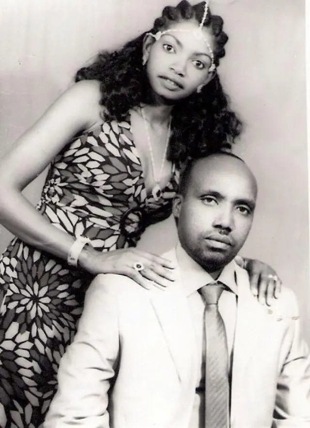 ናዝሬት ወልዱ ምስ ብዓል ቤታን ኣሰልጣኒኣን ሊቨንግስቶን ኣብርሃም