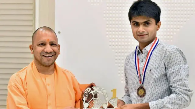 नए डीएम सुहास एलवाई पैरा बैडमिंटन के अंतरराष्ट्रीय स्तर के खिलाड़ी भी हैं