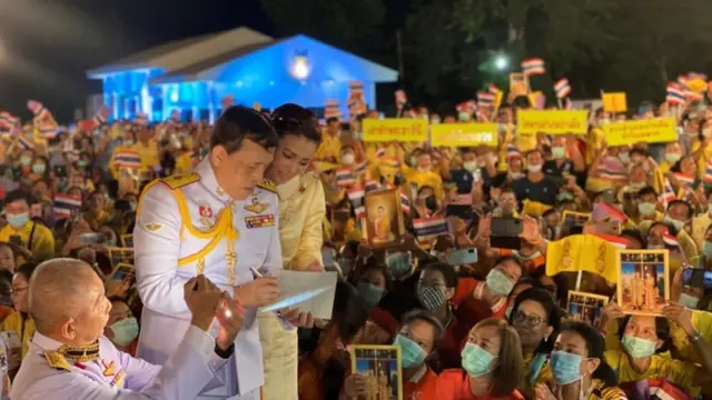 ร.10 และพระราชินี