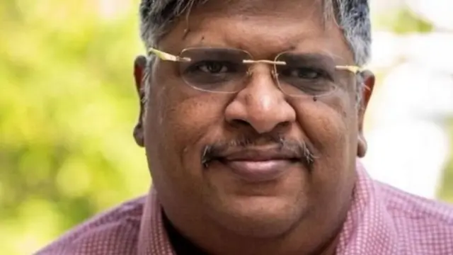 ஆனந்த் ஸ்ரீநிவாஸன்